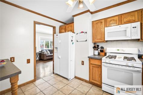 13 Yates Drive East Brunswick NJ 08816