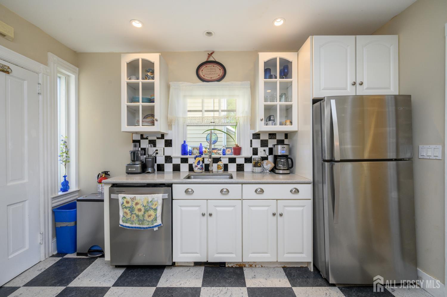 102 Grandview Avenue North Plainfield NJ 07060