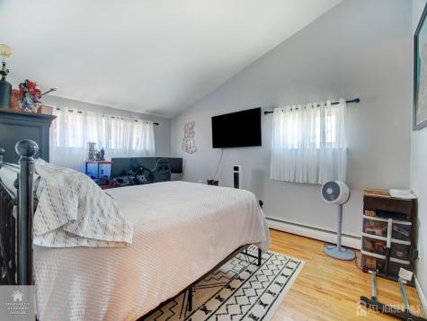 60 Haven Terrace Parlin NJ 08859