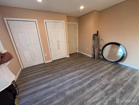 105 Howard Avenue Edison NJ 08837