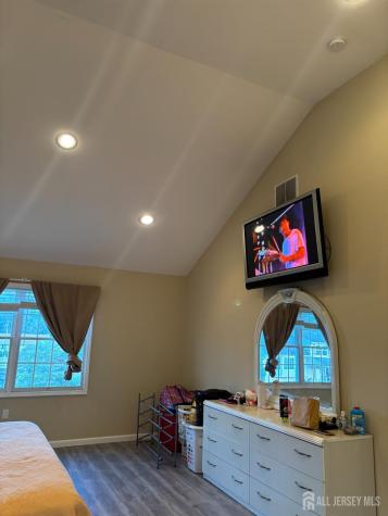 105 Howard Avenue Edison NJ 08837