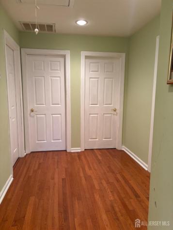 105 Howard Avenue Edison NJ 08837