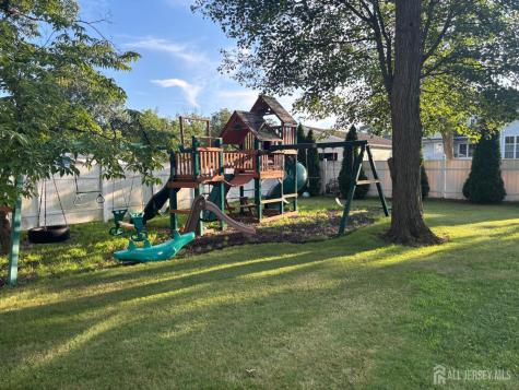 105 Howard Avenue Edison NJ 08837