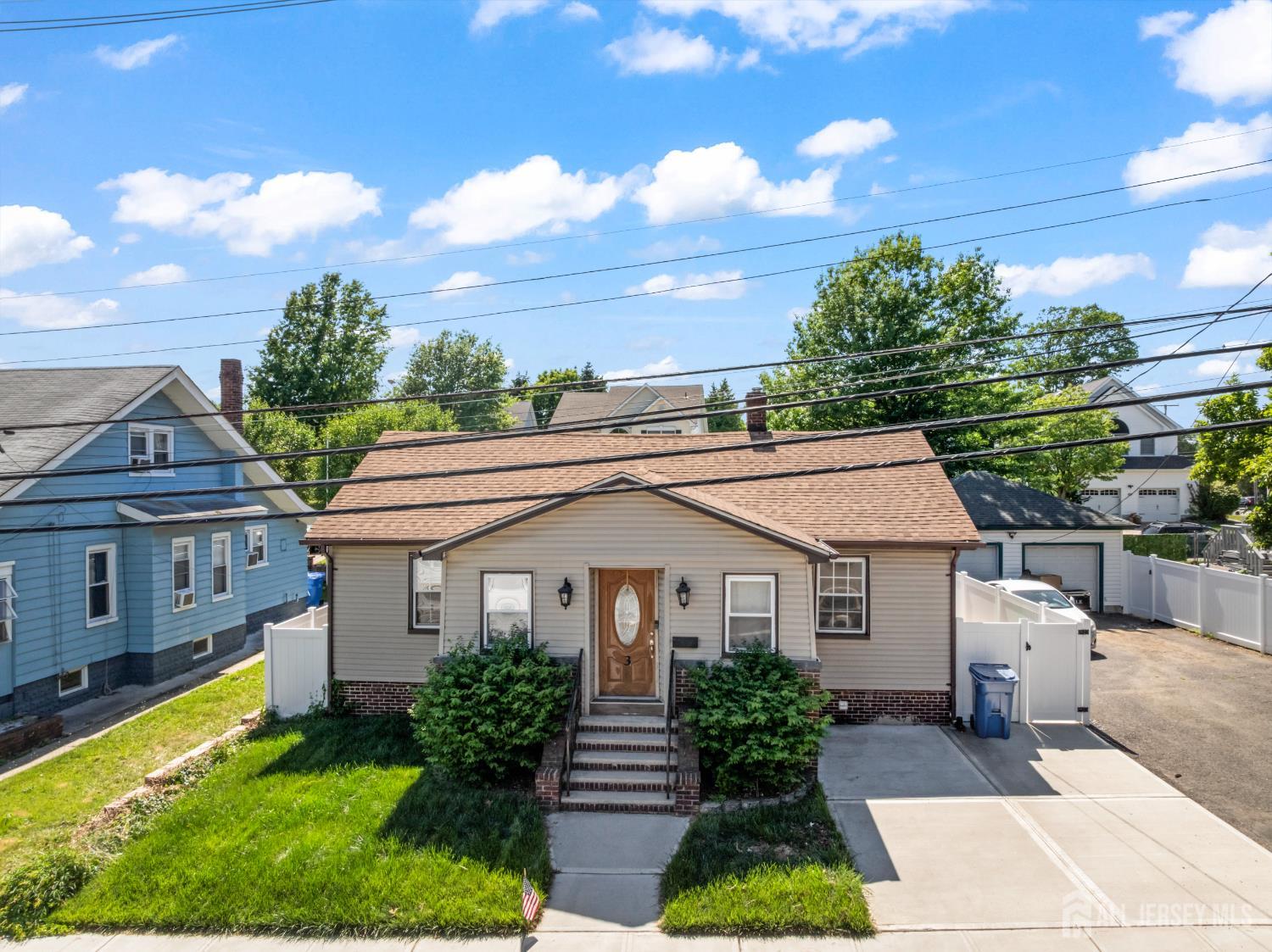 3 Minnisink Avenue Sayreville NJ 08872