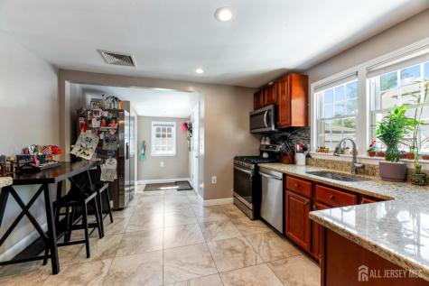3 Minnisink Avenue Sayreville NJ 08872