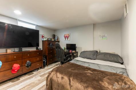 3 Minnisink Avenue Sayreville NJ 08872