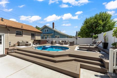 3 Minnisink Avenue Sayreville NJ 08872
