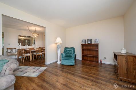3 Senna Drive Sayreville NJ 08859