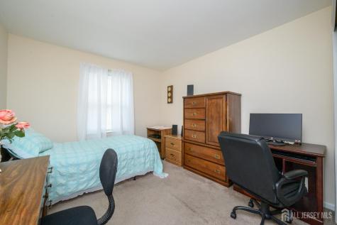 3 Senna Drive Sayreville NJ 08859