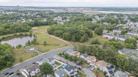 3 Senna Drive Sayreville NJ 08859