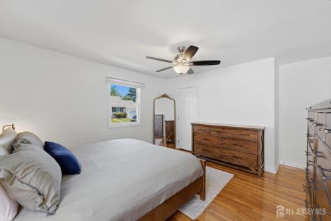 31 Middle Hill Road Colonia NJ 07067