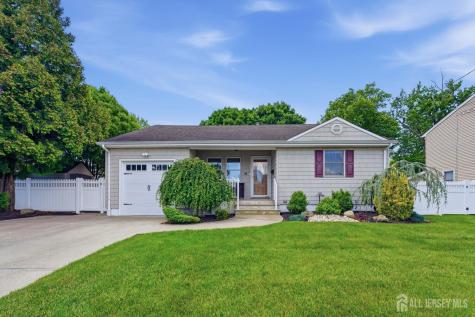 31 Middle Hill Road Colonia NJ 07067