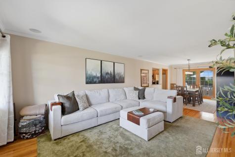 31 Middle Hill Road Colonia NJ 07067