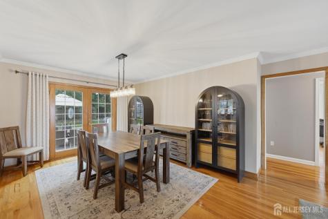 31 Middle Hill Road Colonia NJ 07067