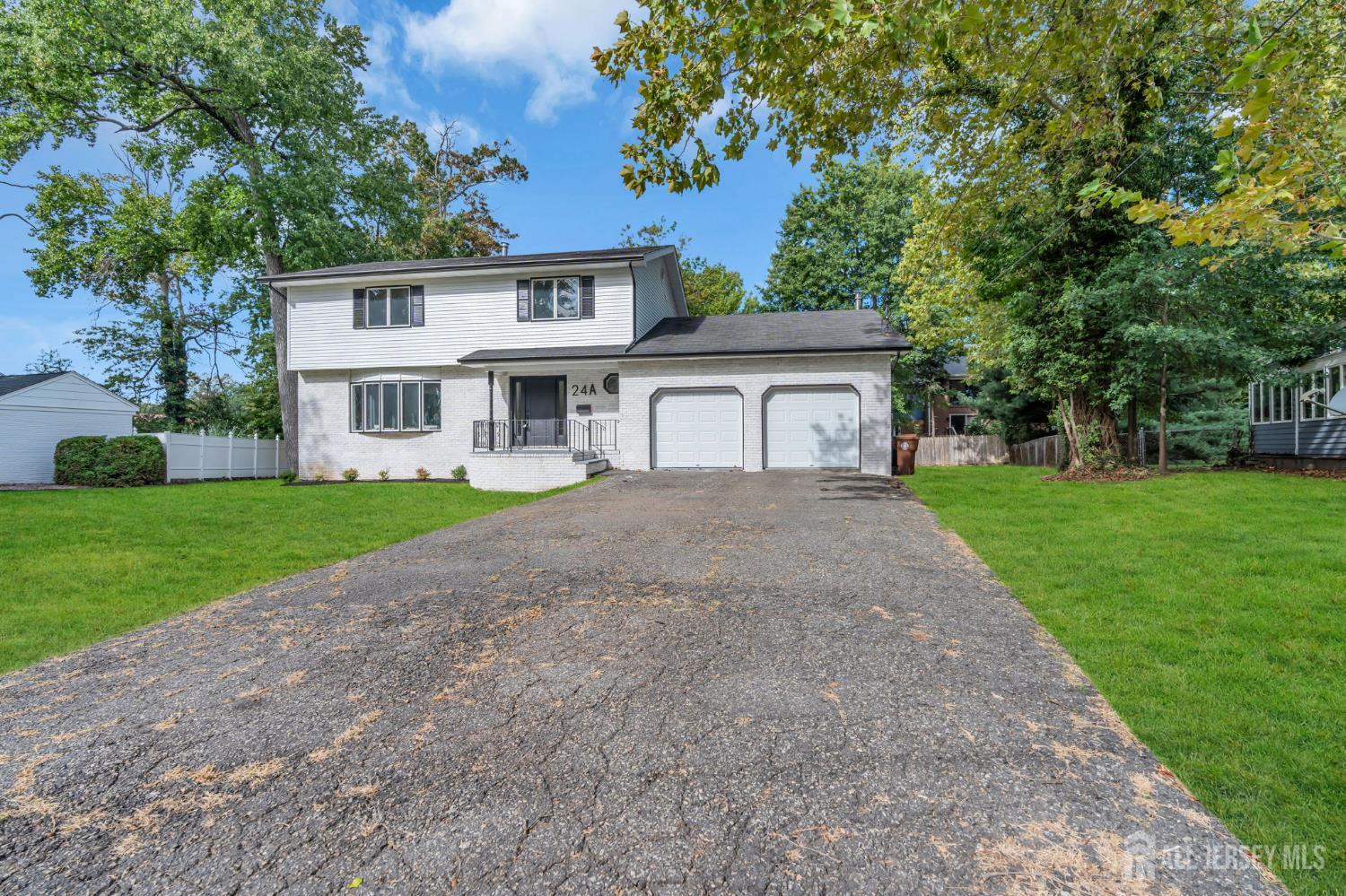 24 Dewey Drive New Brunswick NJ 08901