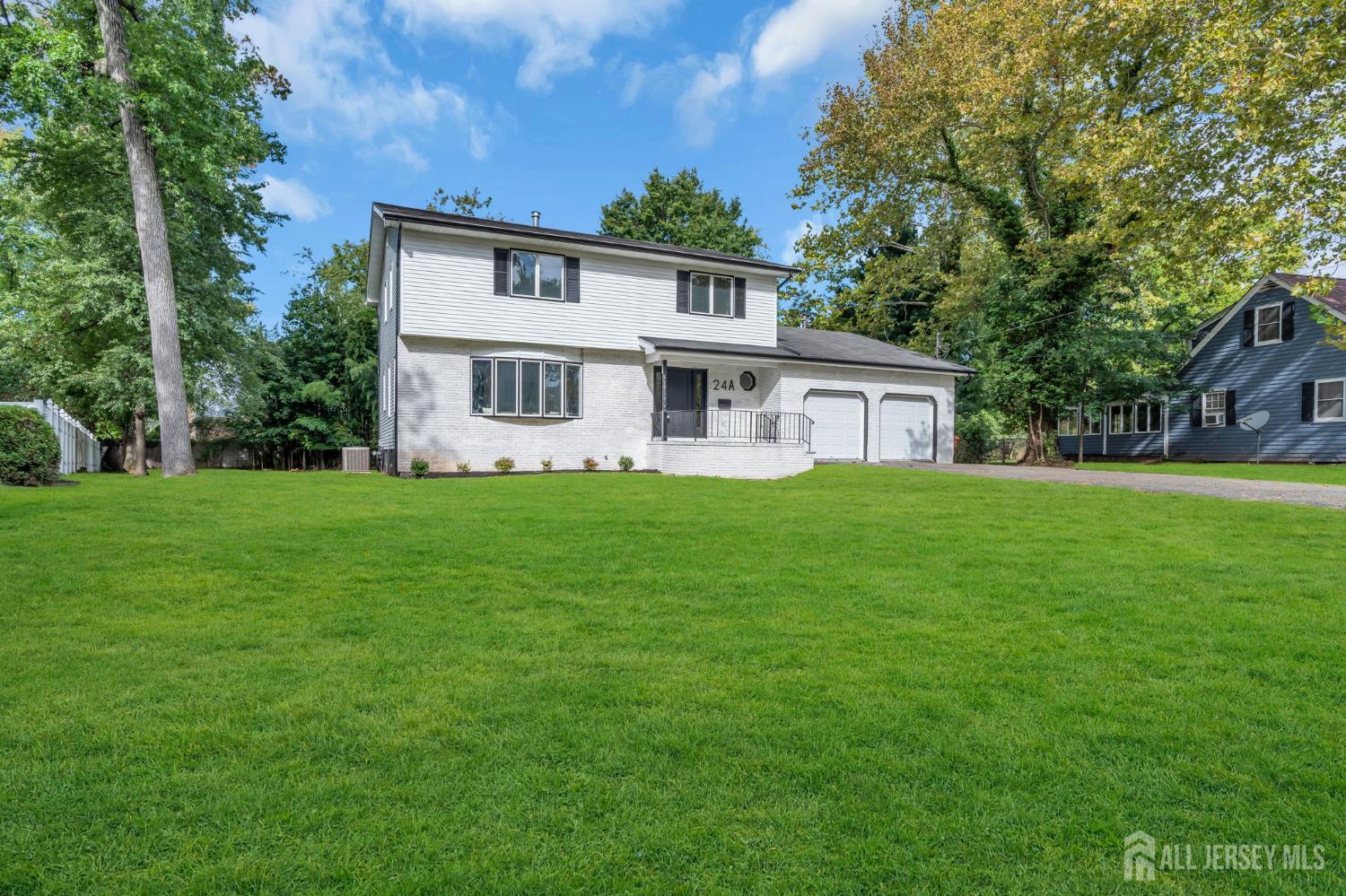 24 Dewey Drive New Brunswick NJ 08901