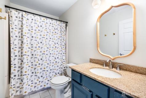 18 Parkside Drive Jamesburg NJ 08831