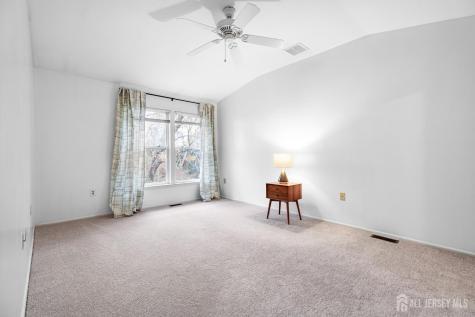 18 Parkside Drive Jamesburg NJ 08831