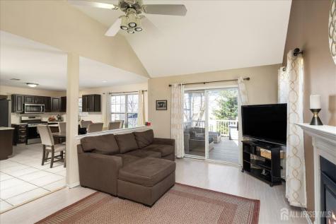 28 Terrier Place South Brunswick NJ 08824