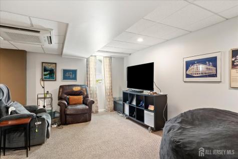 28 Terrier Place South Brunswick NJ 08824