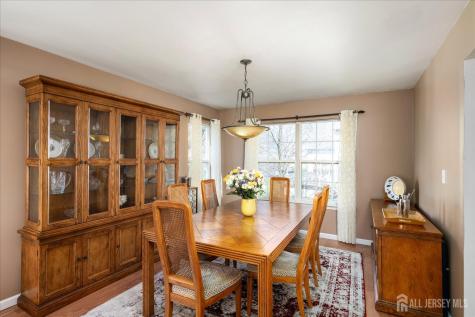28 Terrier Place South Brunswick NJ 08824