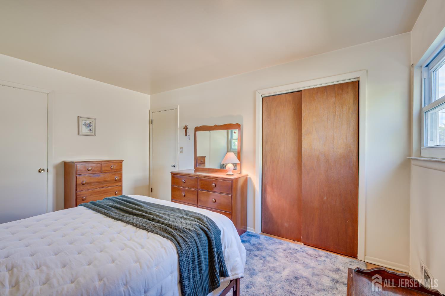 6 Sheffield Place Metuchen NJ 08840