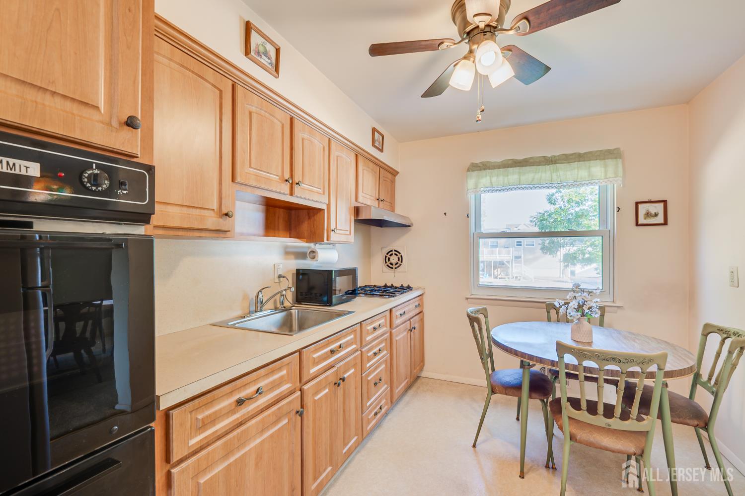 6 Sheffield Place Metuchen NJ 08840