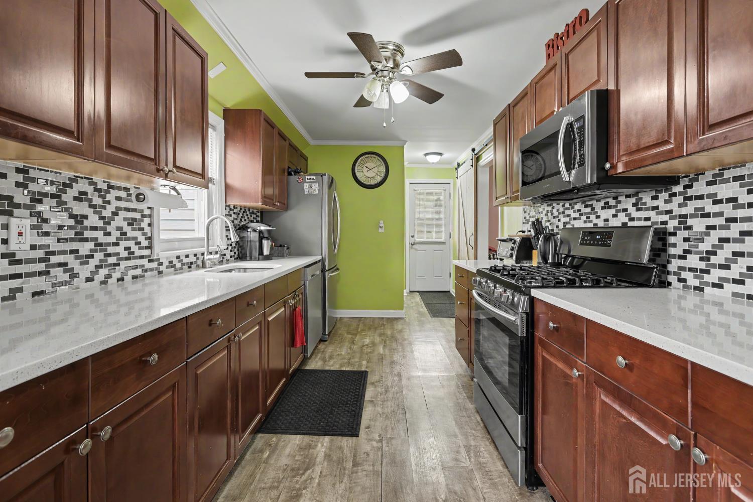 18 Tappen Street Avenel NJ 07001