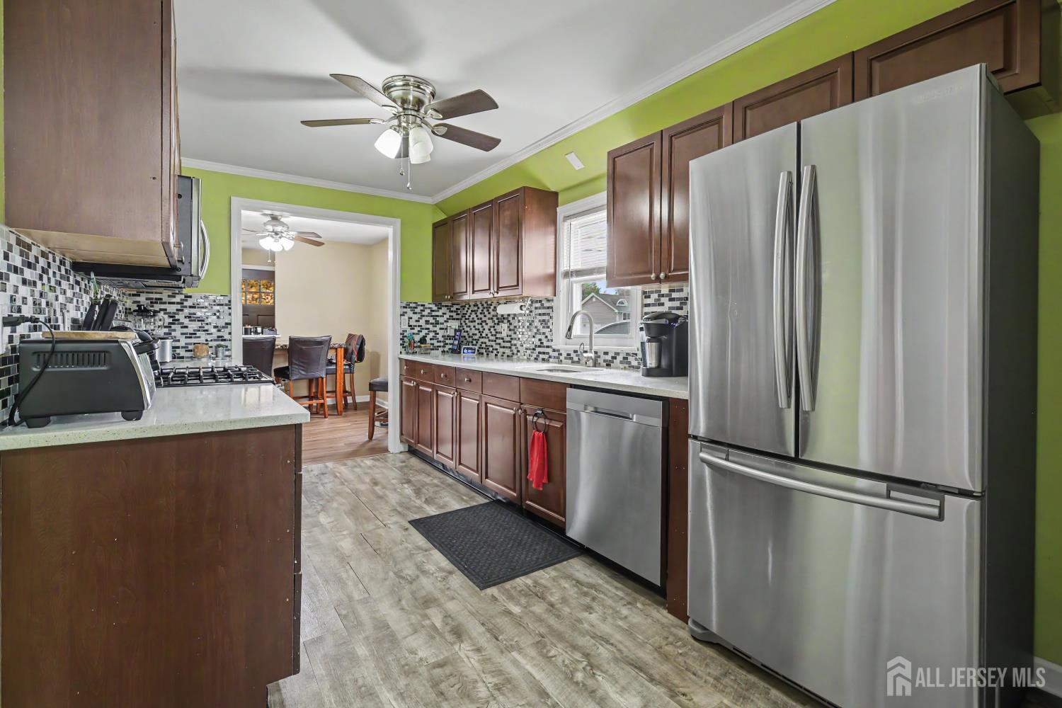 18 Tappen Street Avenel NJ 07001