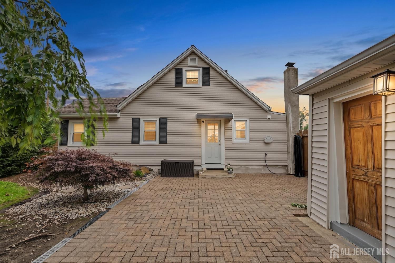 18 Tappen Street Avenel NJ 07001
