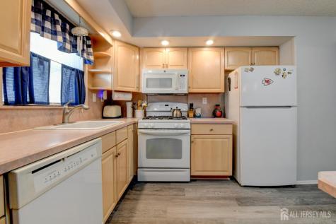 57 E William Street Fords NJ 08863
