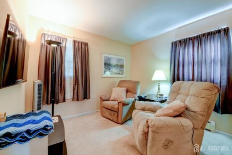 57 E William Street Fords NJ 08863