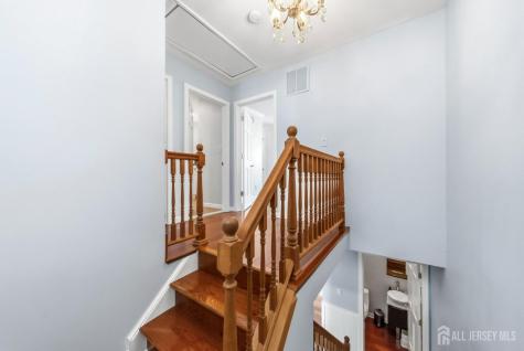 10 Peachtree Lane Jamesburg NJ 08831