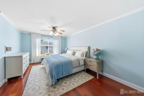 10 Peachtree Lane Jamesburg NJ 08831