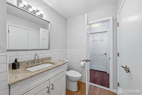10 Peachtree Lane Jamesburg NJ 08831
