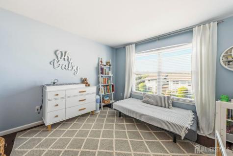 10 Peachtree Lane Jamesburg NJ 08831