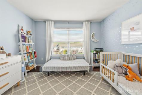 10 Peachtree Lane Jamesburg NJ 08831