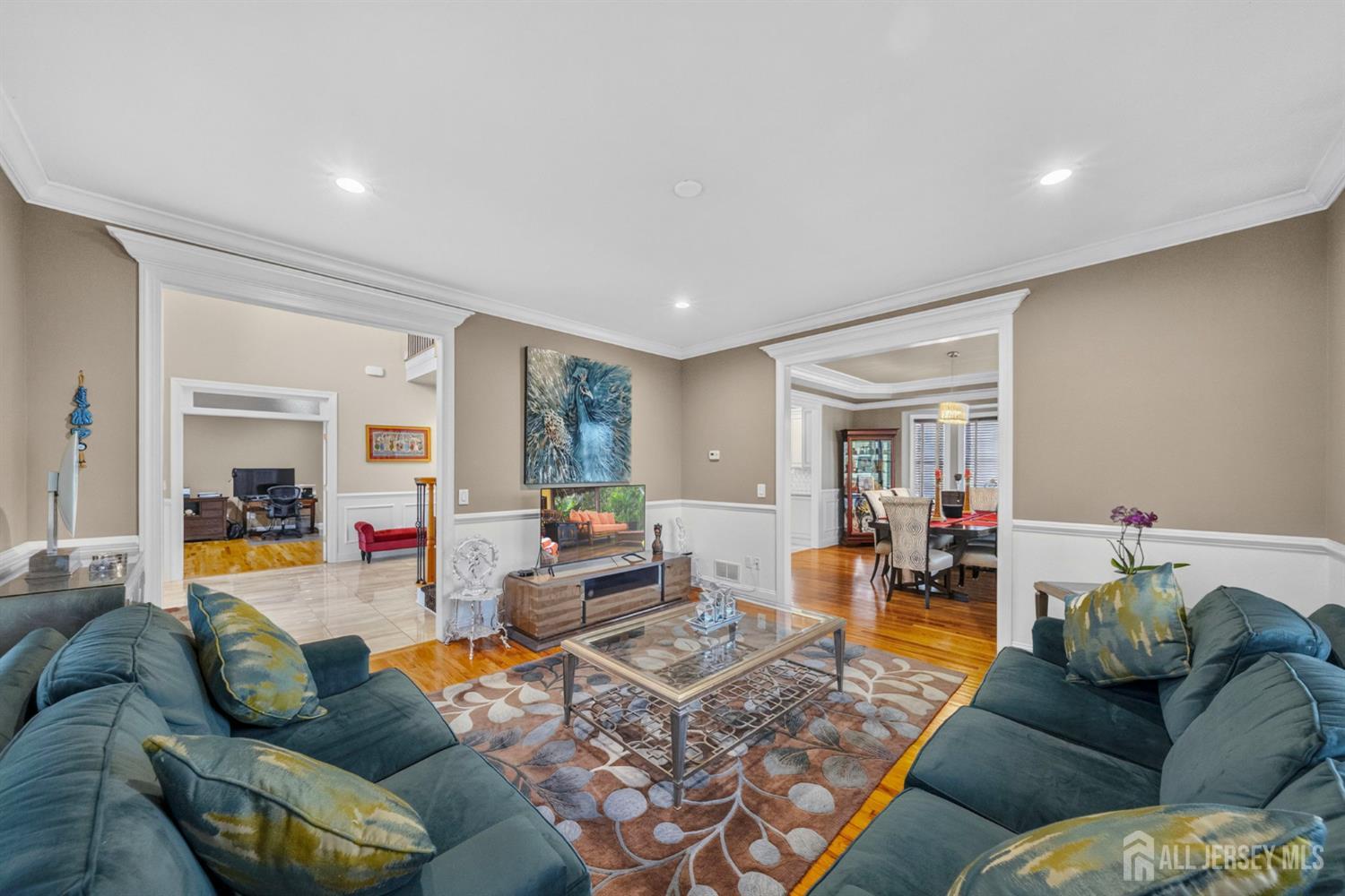 5 Adam Court Monroe NJ 08831