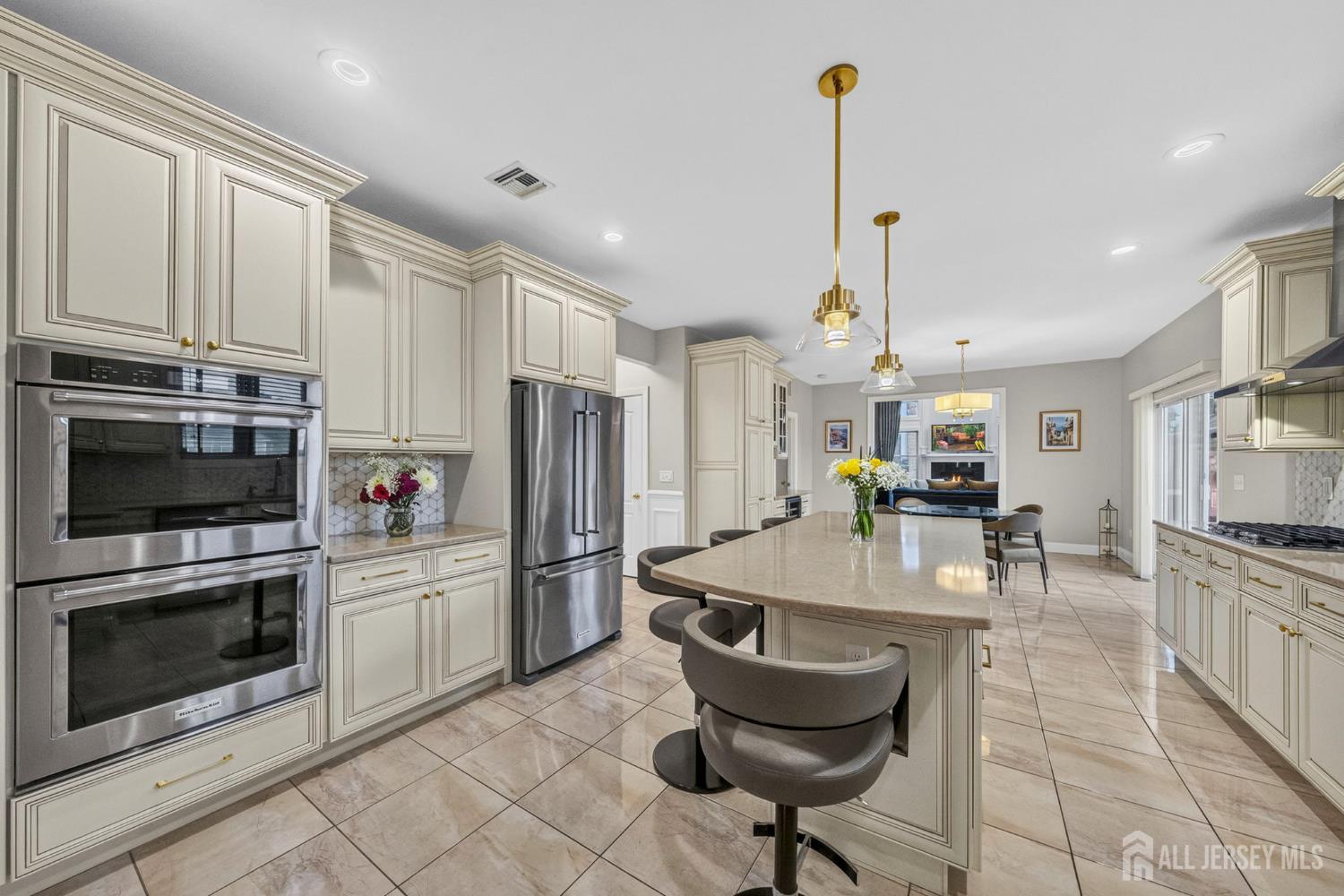 5 Adam Court Monroe NJ 08831