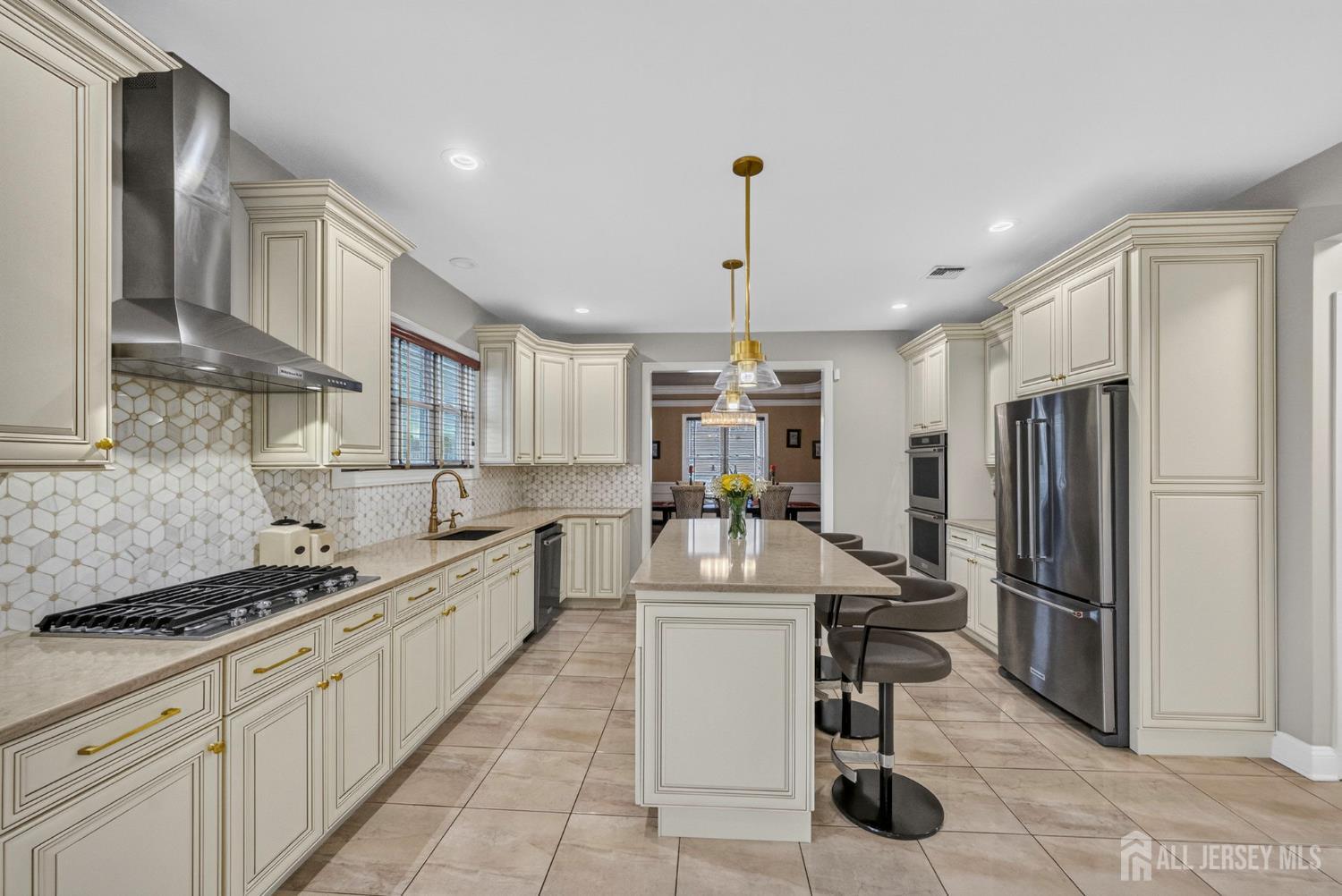5 Adam Court Monroe NJ 08831