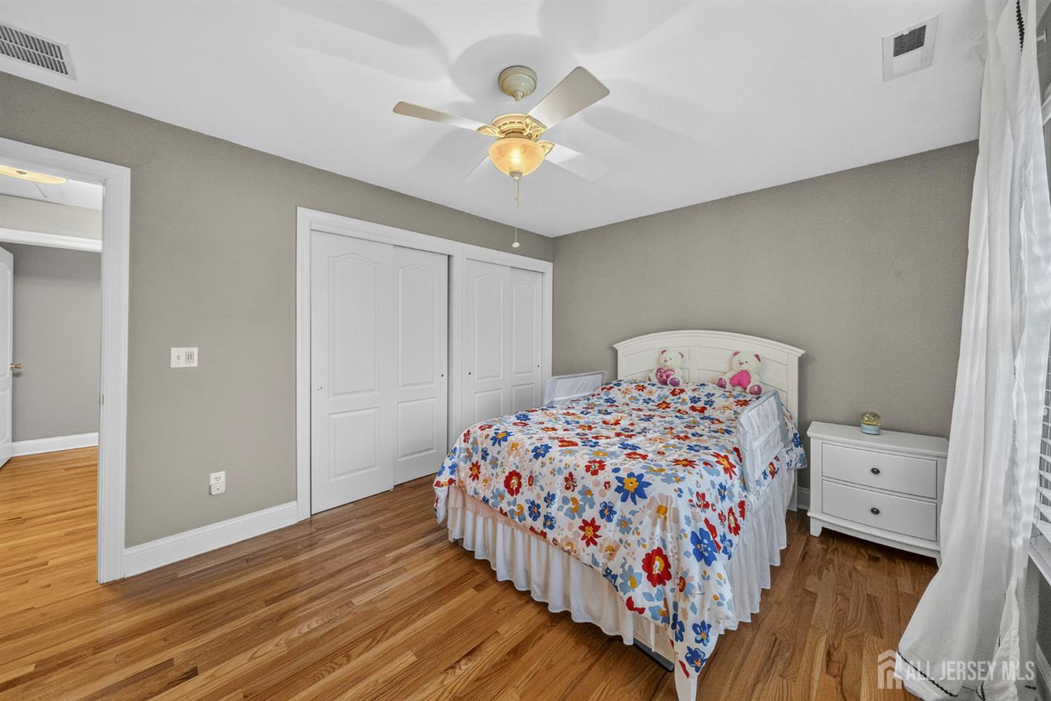 5 Adam Court Monroe NJ 08831