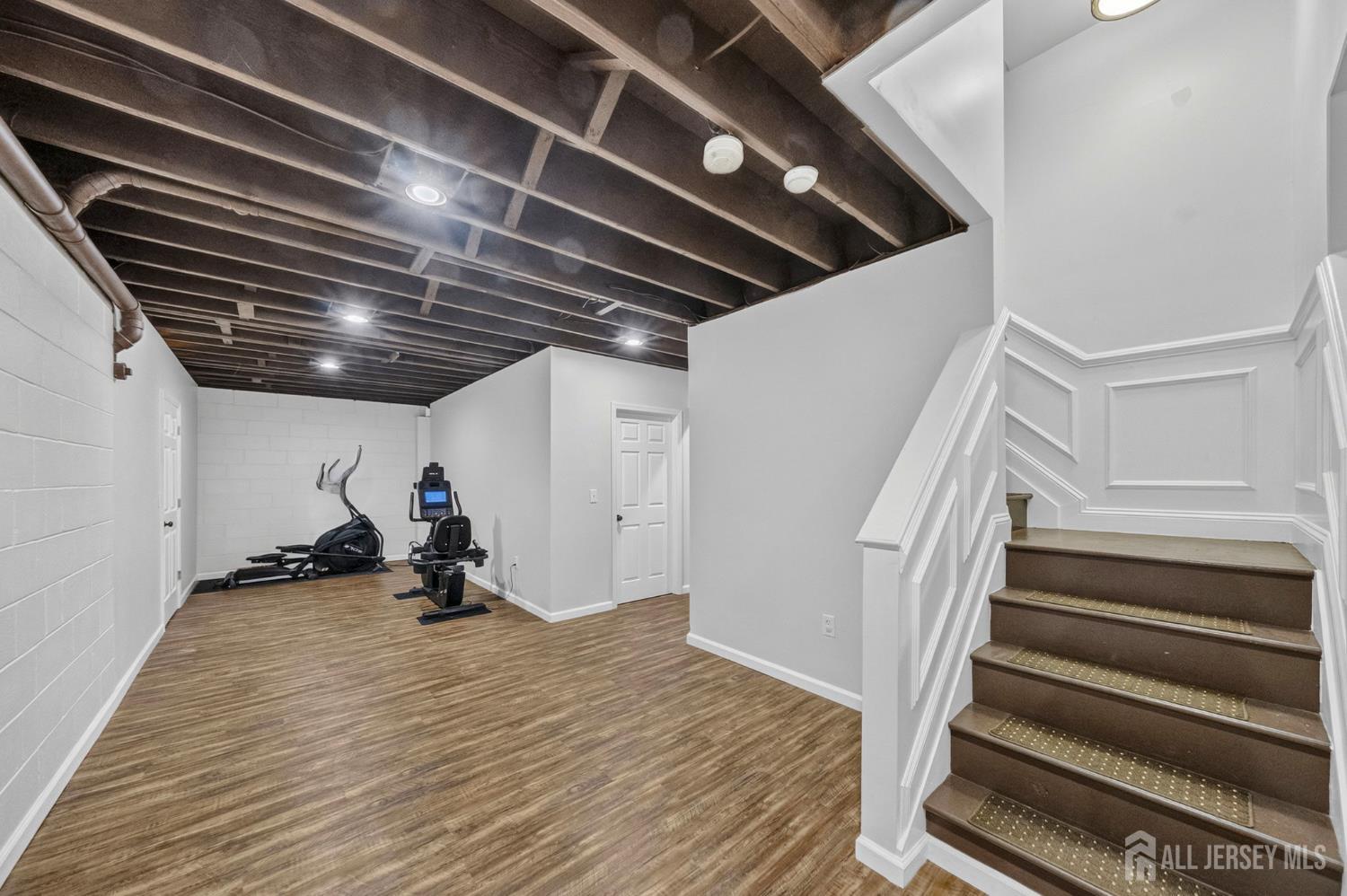 5 Adam Court Monroe NJ 08831