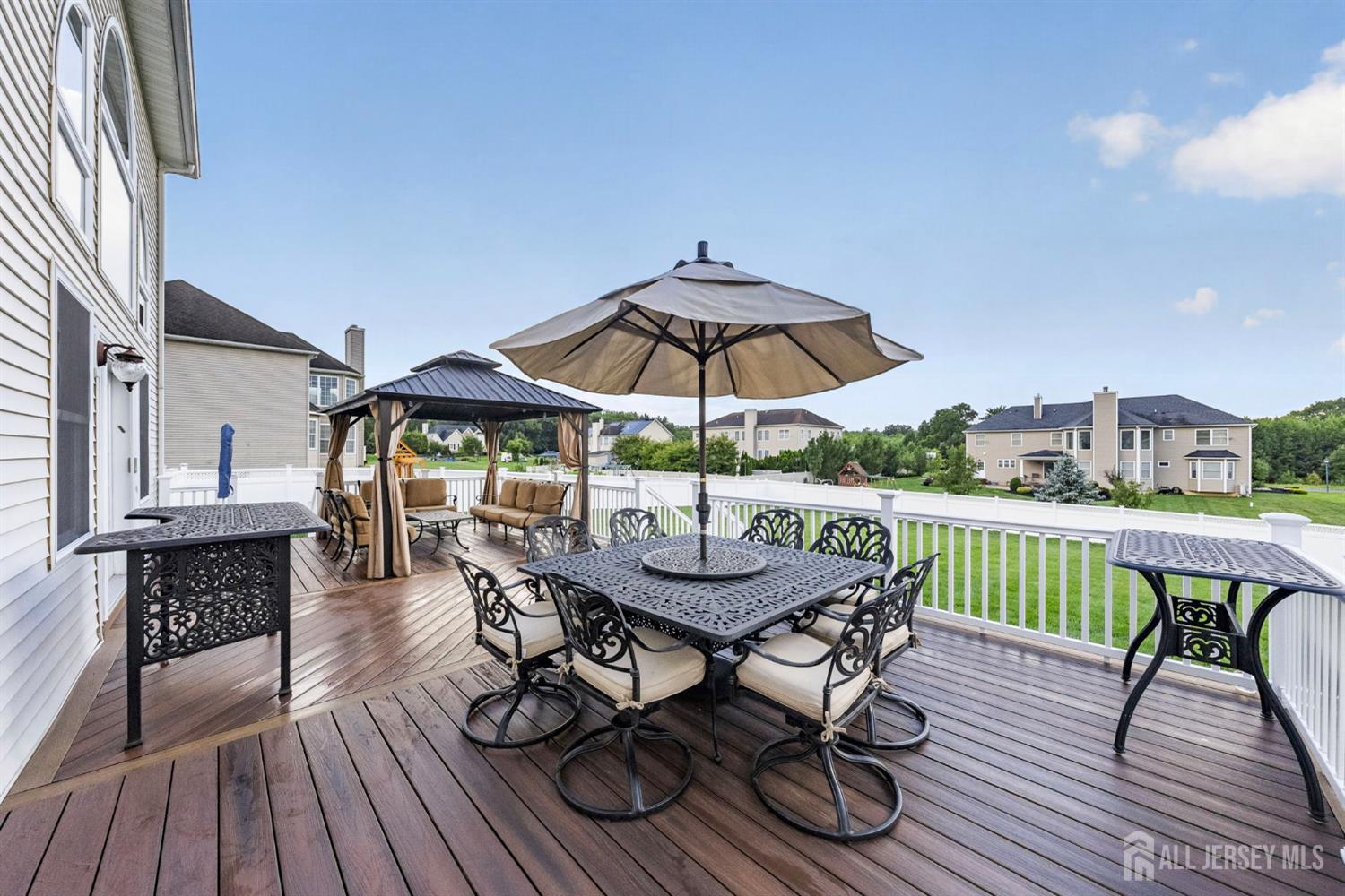 5 Adam Court Monroe NJ 08831