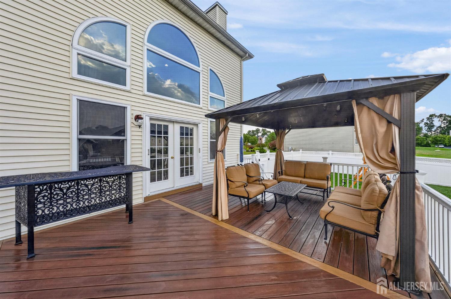 5 Adam Court Monroe NJ 08831