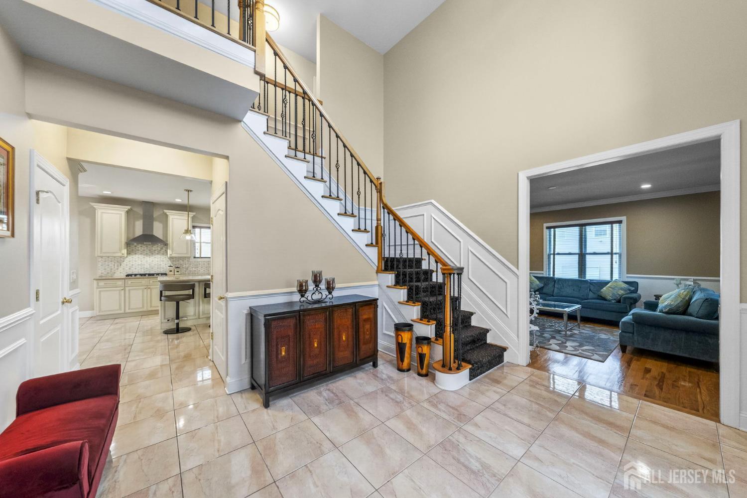 5 Adam Court Monroe NJ 08831
