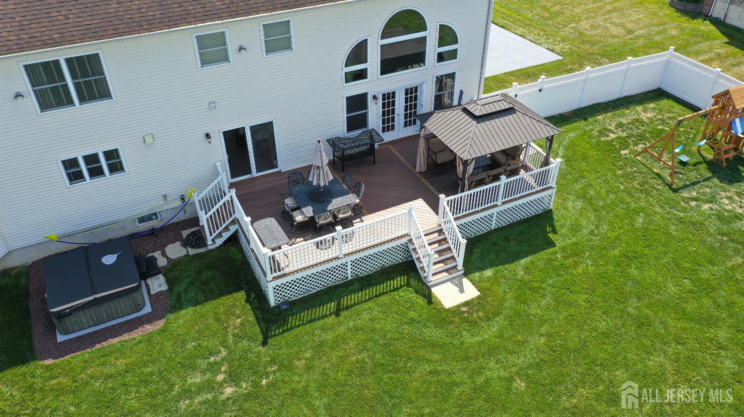 5 Adam Court Monroe NJ 08831