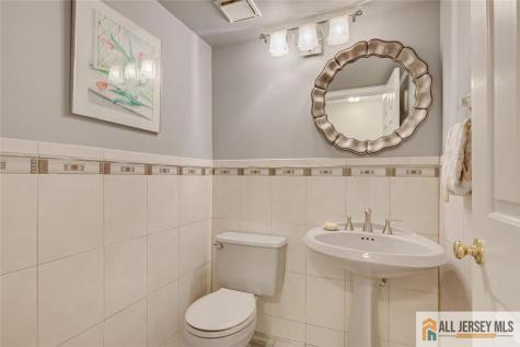 13 Patricia Way South Brunswick NJ 08824