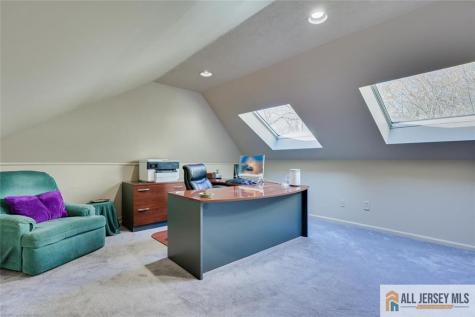 13 Patricia Way South Brunswick NJ 08824