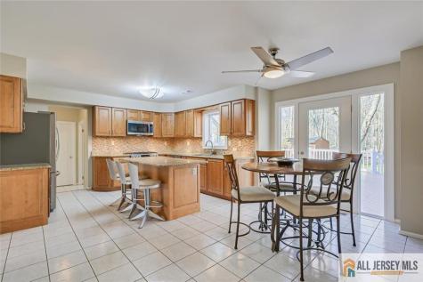 13 Patricia Way South Brunswick NJ 08824