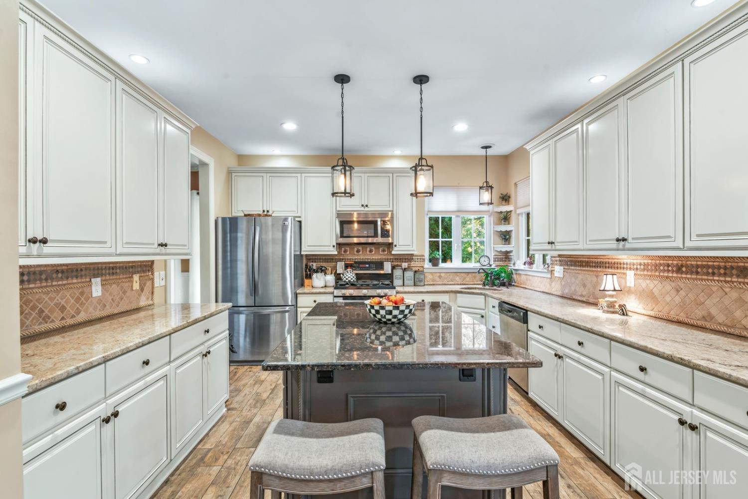 5 Black Oak Court Monroe NJ 08831